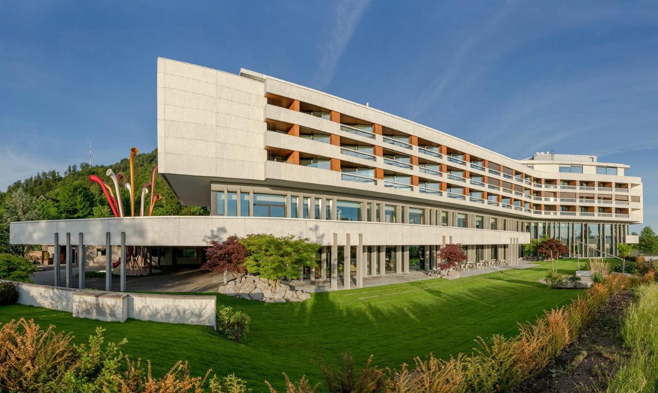Five Zurich - Luxury City Resort Luaran gambar The main building of the University of St. Gallen