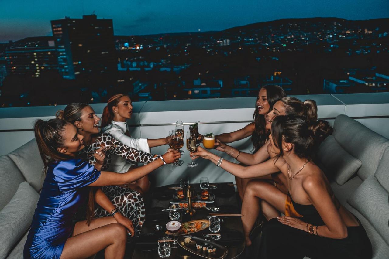 Five Zurich - Luxury City Resort Luaran gambar Skyline Bar